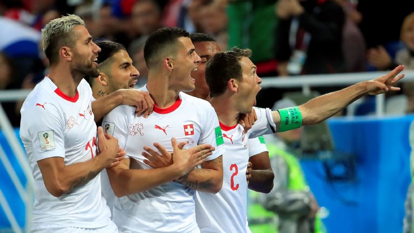 Serbia y Suiza se enfrentan en busca del boleto para octavos de final